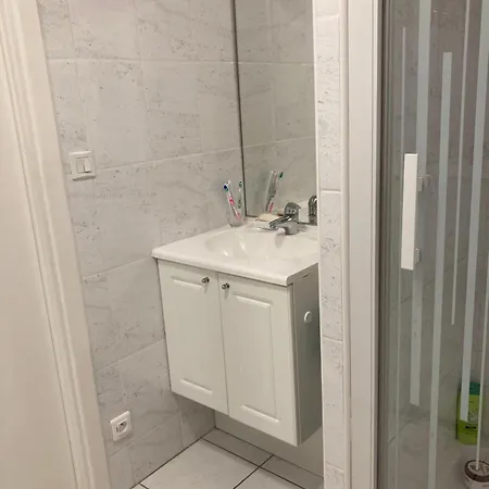 아파트 Bord De Saint-Raphaël