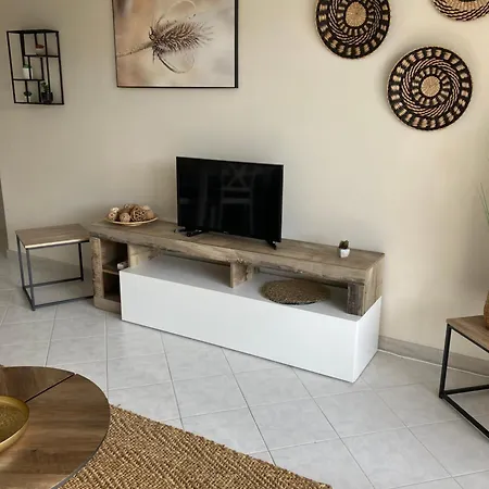 Apartment Bord De